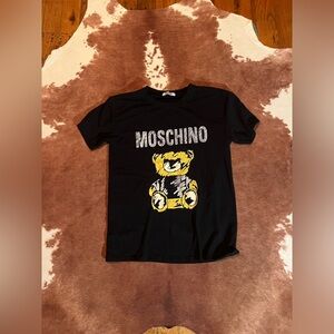 Moschino tee